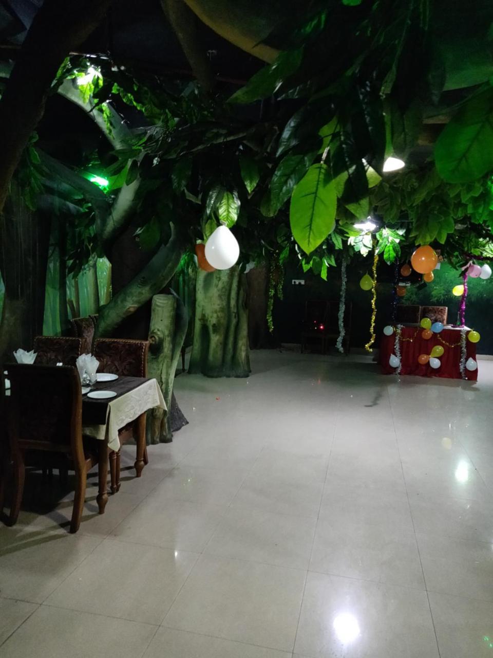 Empire Residency Hotel Tiruvalla Exterior photo